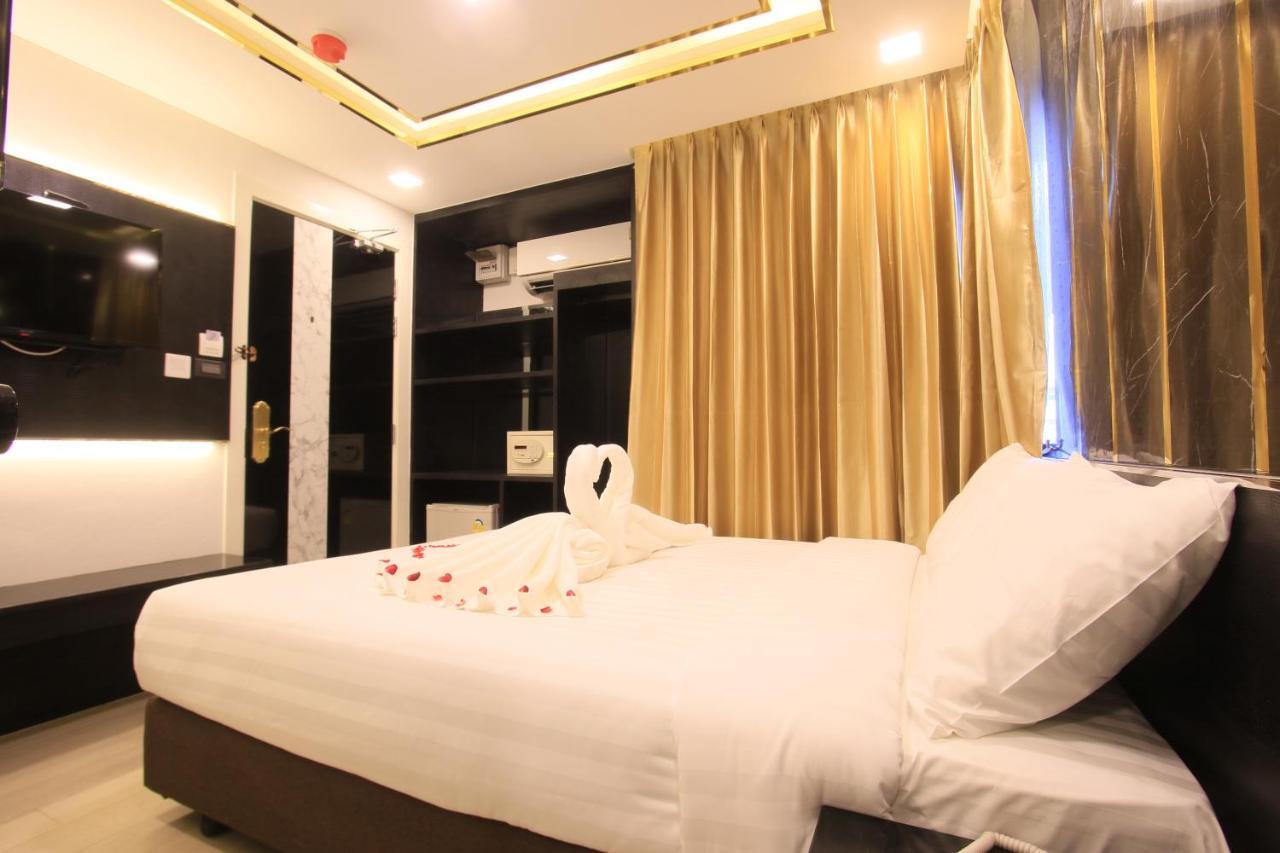 Pratunam Atrium Hotel Bangkok Exterior photo