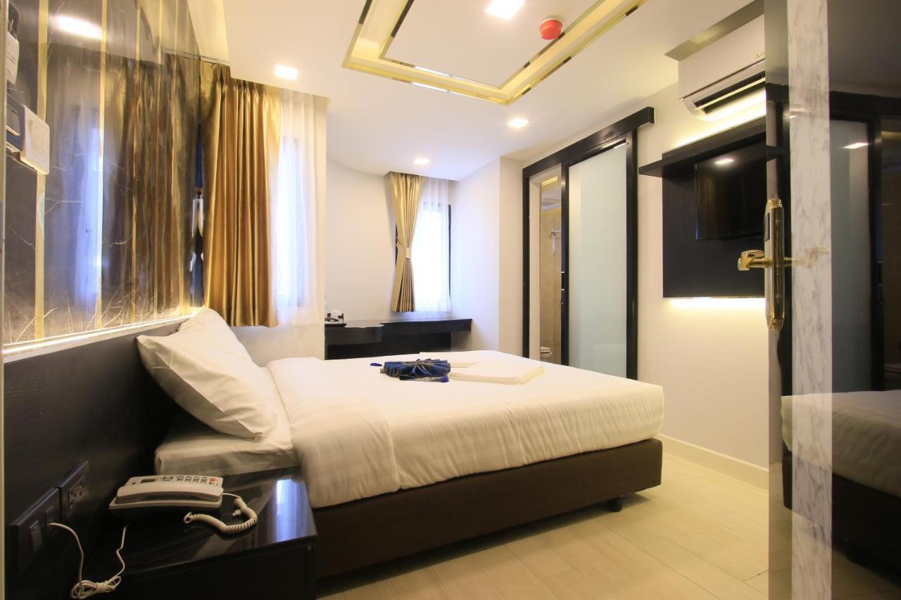 Pratunam Atrium Hotel Bangkok Exterior photo