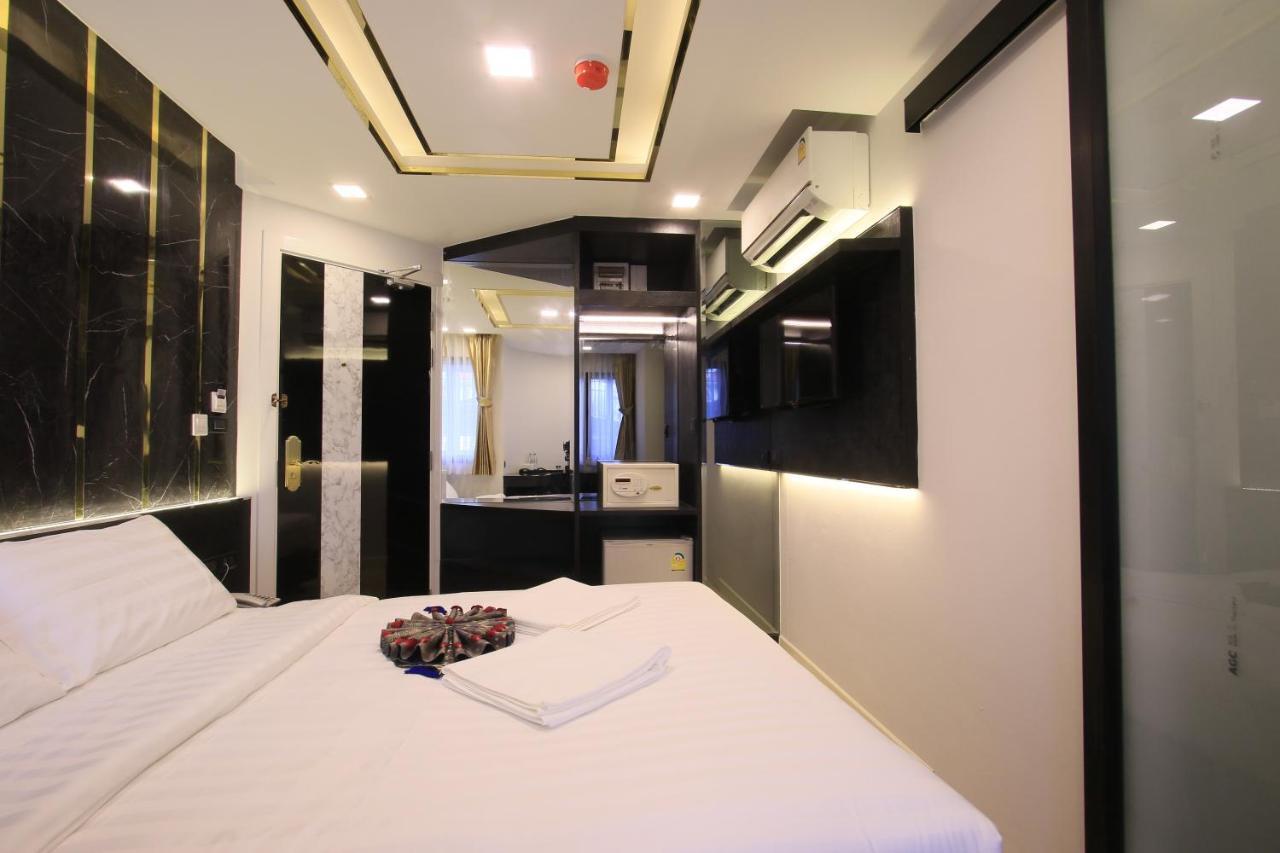 Pratunam Atrium Hotel Bangkok Exterior photo