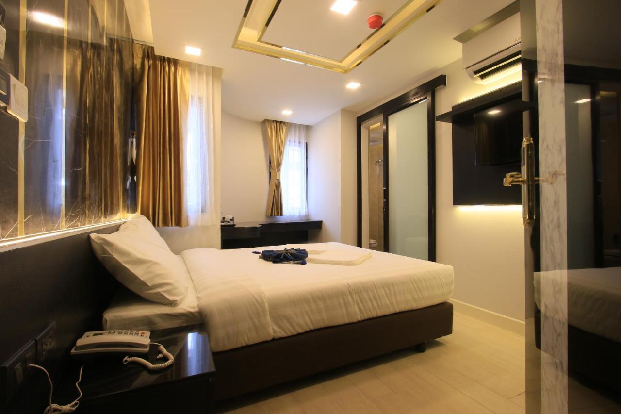 Pratunam Atrium Hotel Bangkok Exterior photo